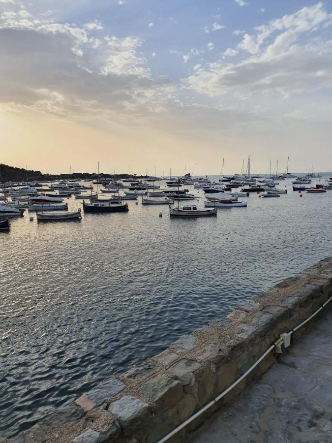 Mágico Dúplex Sota El Campanar Cadaqués Exterior foto